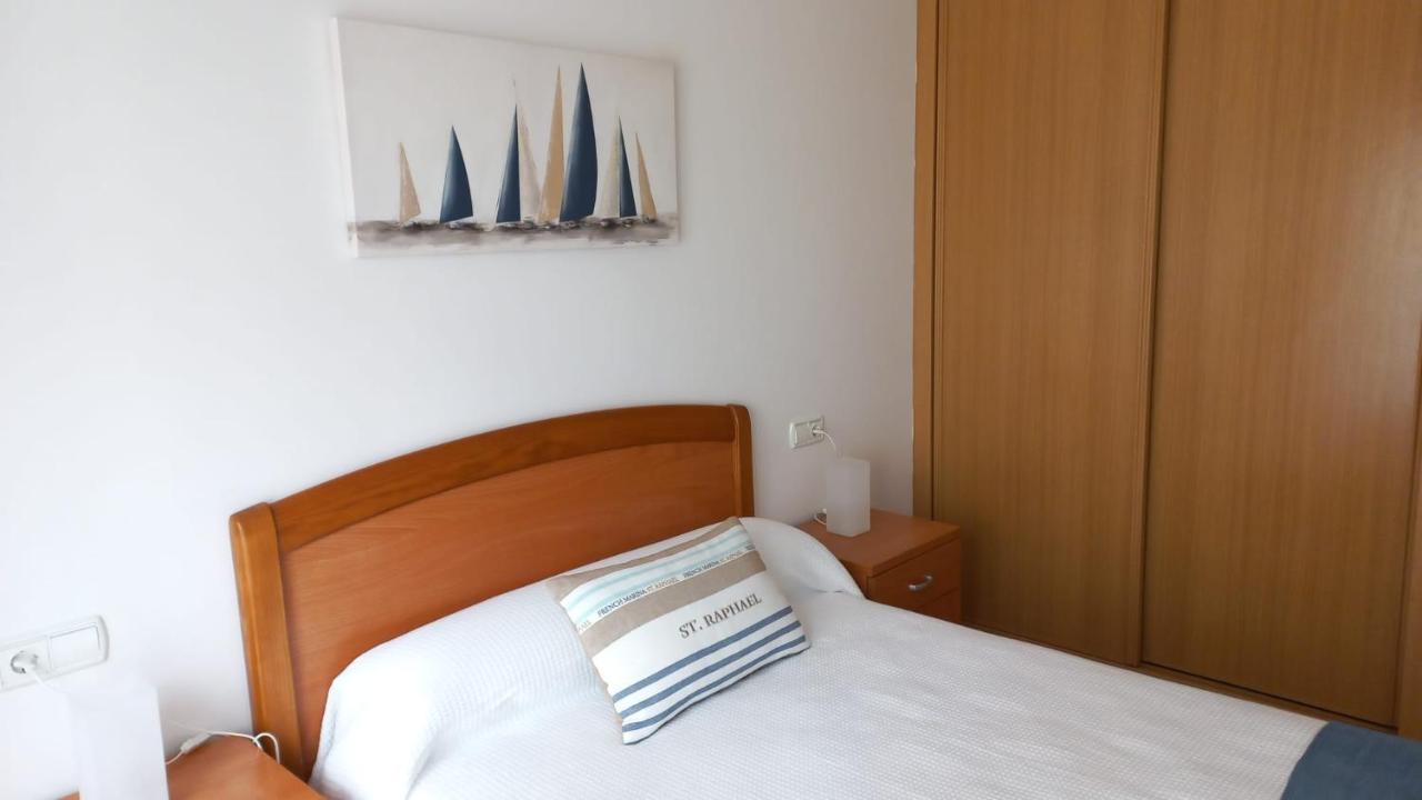 Os Castelos Playa De Covas Viveiro Luaran gambar